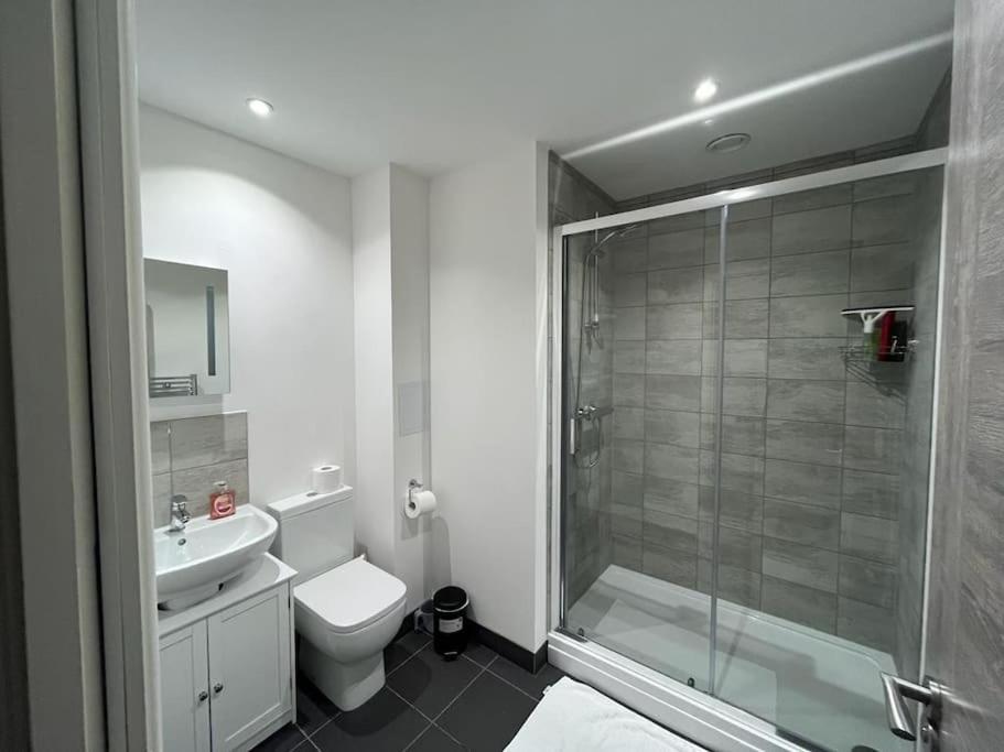 Bayard Luxe 2 Bedroom Penthouse Duplex Peterborough Esterno foto